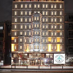Grand Halic Goldenhorn